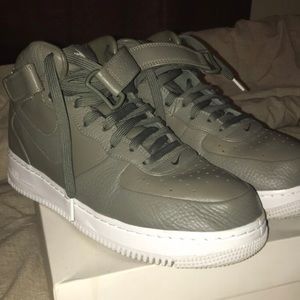 Air Force 1s mid olive green nikelab